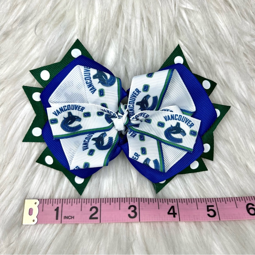 ππ NHL Vancouver Canucks Hockey Hair Bow Barrette Clip ππ - Picture 3 of 4